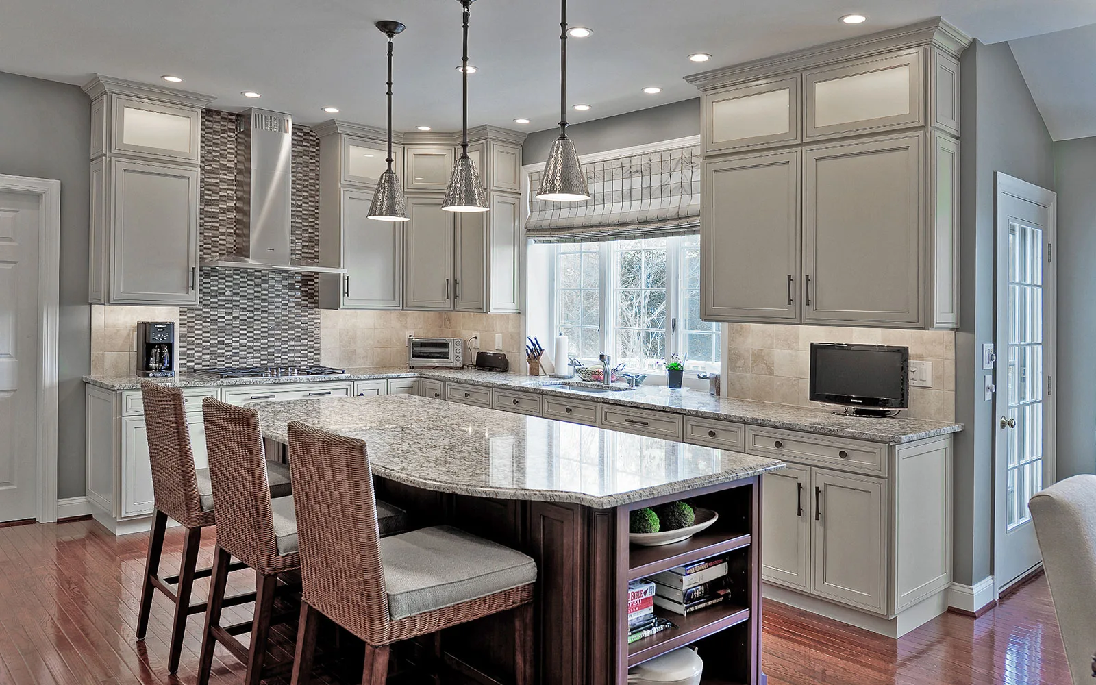 Montgomeryville, PA kitchen showroom