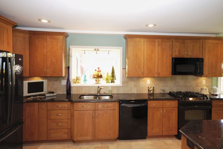 Modern Kitchen Sinks and Faucet renovation in Fairless Hills, PA