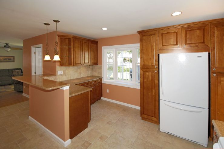 Kitchen Cabinet in Fairless Hills, PA