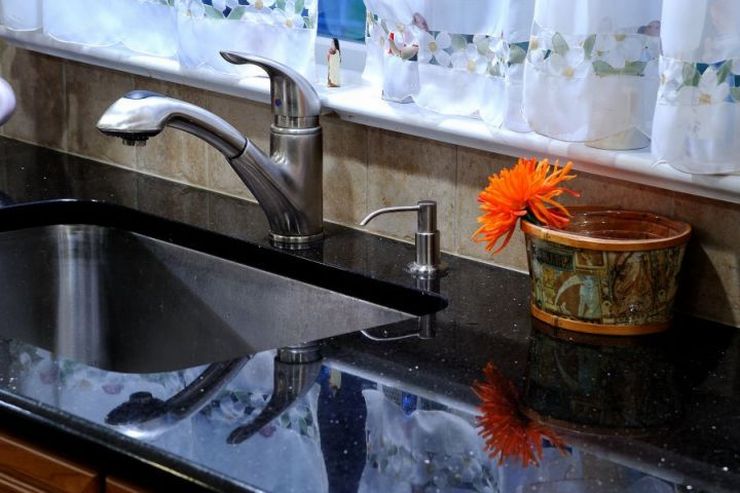 Holland Modern Kitchen Sinks and Faucet renovation 