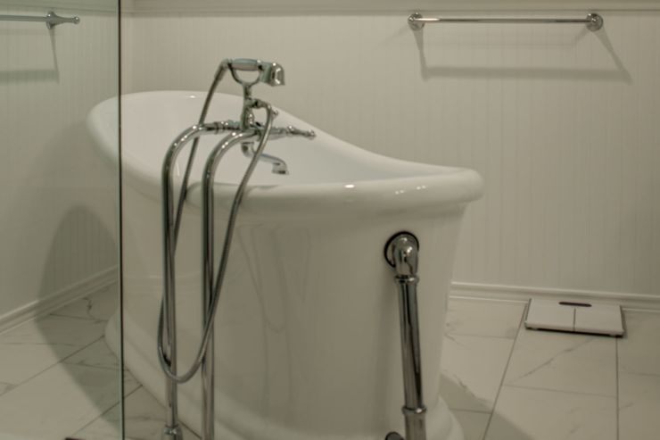 Barclay, Mallory, Acrylic slipper soaking tub, Bathroom Remodel in Langhorne, PA
